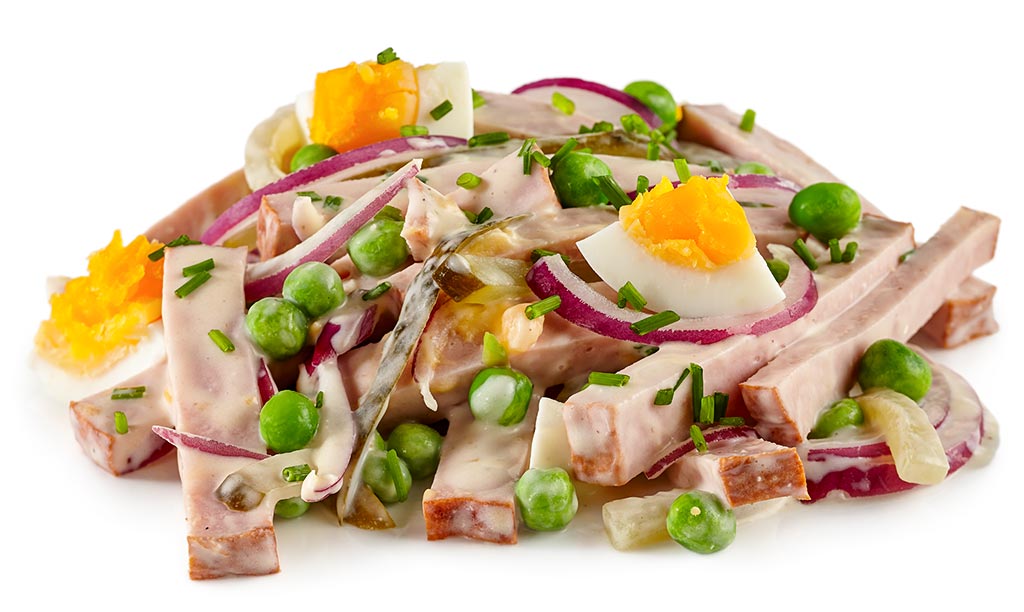 Fleisch Salat mit Ei und Erbsen Rezept Fleisch Salat mit Ei und Erbsen Rezept