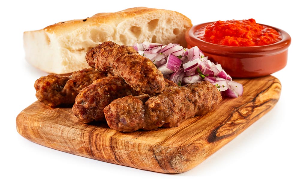 Cevapcici with onions and Ajvar - Marions Kochbuch