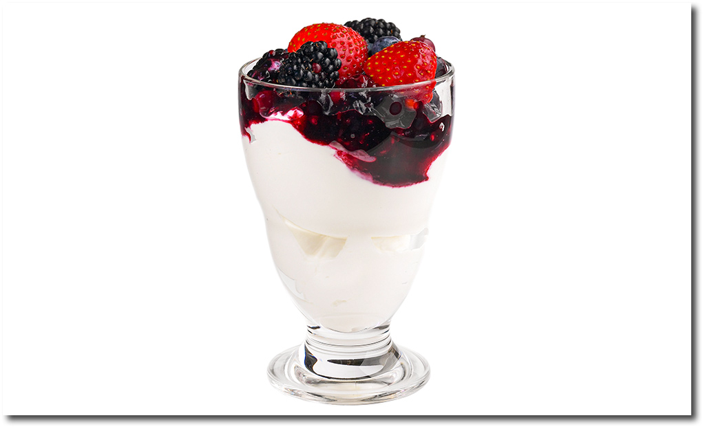 Joghurt mit Beeren