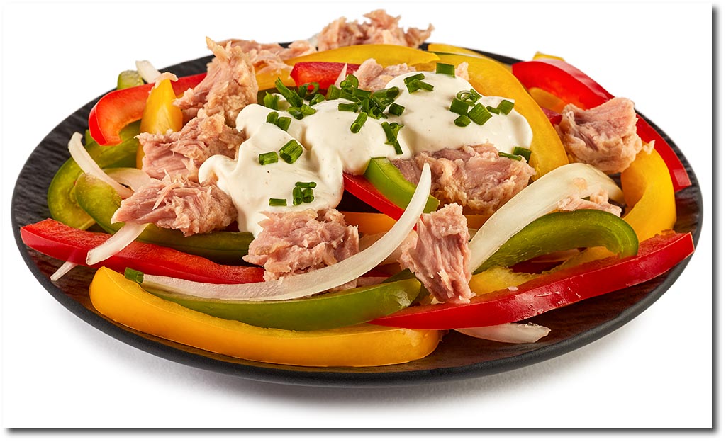 Paprika Salat mit Thunfisch
